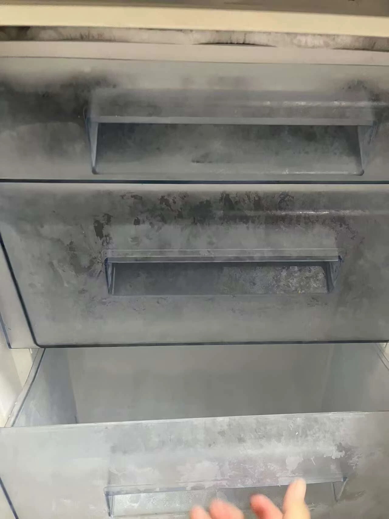 出个人闲置二手冰箱,功能齐全,三开门,两个门是冻柜,很干净,无损坏。仅自提。搬到家插上电就可以用了。记得是2000多买的。250出 家里另外买大冰箱了,所以这个 出个人闲置二手冰箱,功能齐全,三开门,两个门是冻柜,很干净,无损坏。仅自提。搬到家插上电就可以用了。记得是2000多买的。250出 家里另外买大冰箱了,所以这个